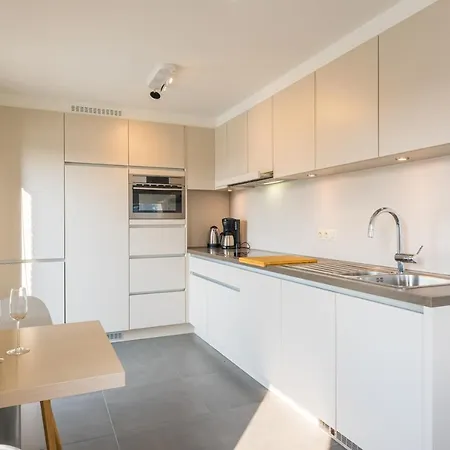 Louise Nieuwpoort-bad * Nieuwpoort